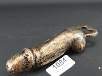 Goed in de hand liggende ijzeren flesopener - afbeelding 1 van  5