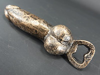 Goed in de hand liggende ijzeren flesopener - afbeelding 5 van  5