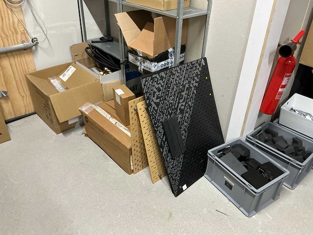 Goederen serverruimte - afbeelding 18 van  22