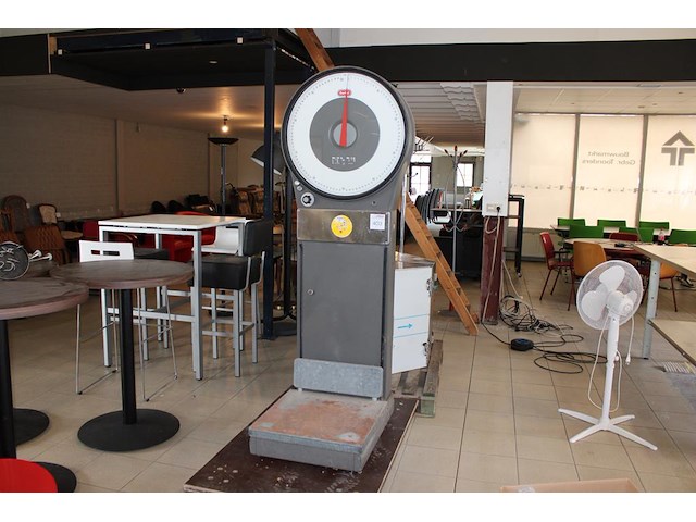 Goederen weegschaal berkel maximaal 100 kg. bouwjaar 1996. - afbeelding 1 van  3