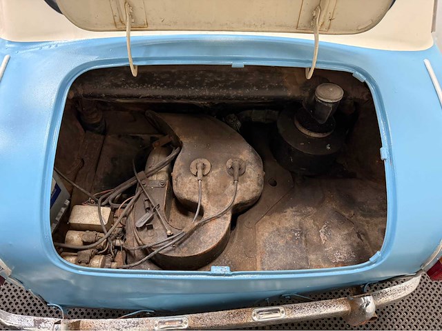 Goggomobil - t- 300 - oldtimer - 1966 - afbeelding 12 van  17