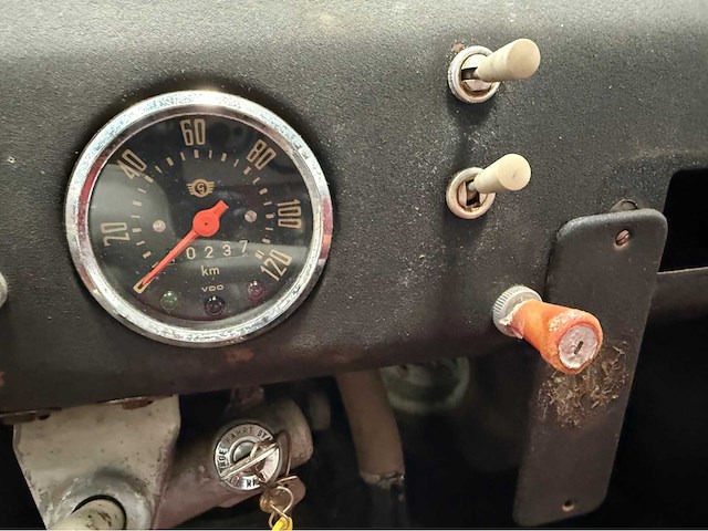 Goggomobil - t- 300 - oldtimer - 1966 - afbeelding 3 van  11