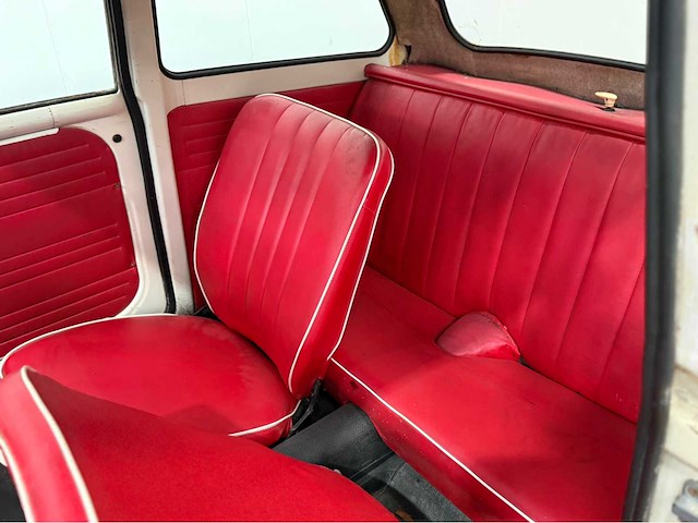 Goggomobil - t- 300 - oldtimer - 1966 - afbeelding 3 van  35