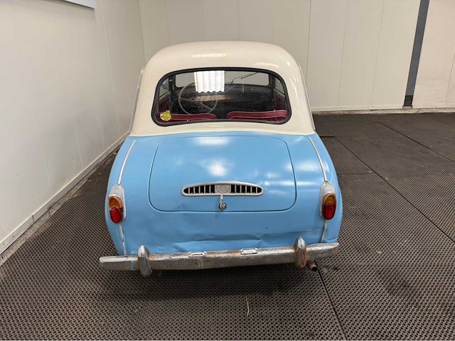 Goggomobil - t- 300 - oldtimer - 1966 - afbeelding 23 van  35