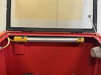 Golf pride zandstraalcabine - afbeelding 2 van  2