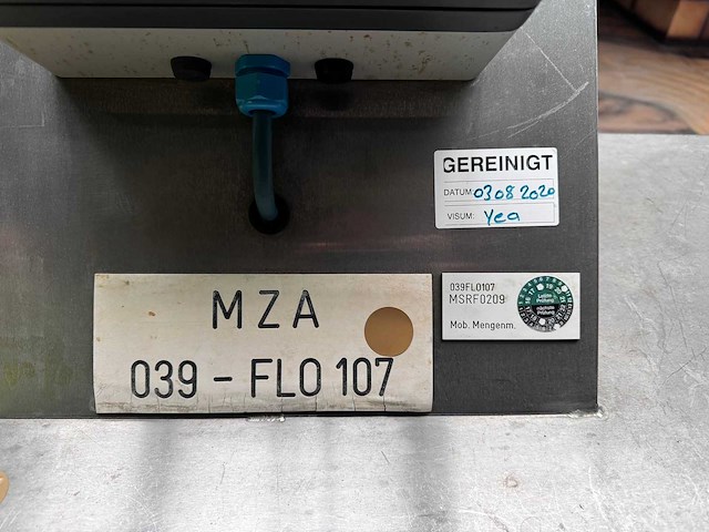 Gönnheimer - dc155 - portable measure system for water, acids and alkalis on trolly - afbeelding 4 van  8