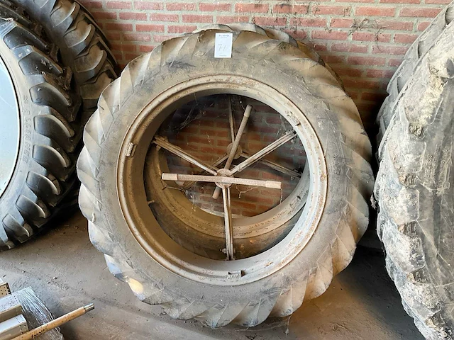 Good year 3-ster dubbellucht set - afbeelding 1 van  5