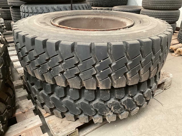 Good year band (2x) - afbeelding 1 van  3