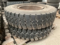 Good year band (2x) - afbeelding 1 van  3