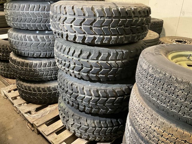 Good year band (4x) - afbeelding 1 van  3