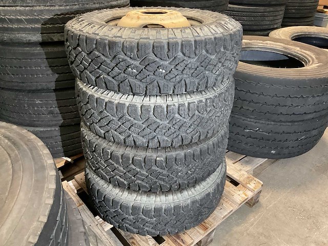 Good year band (4x) - afbeelding 1 van  3