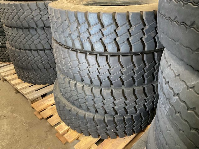 Good year band (4x) - afbeelding 1 van  3