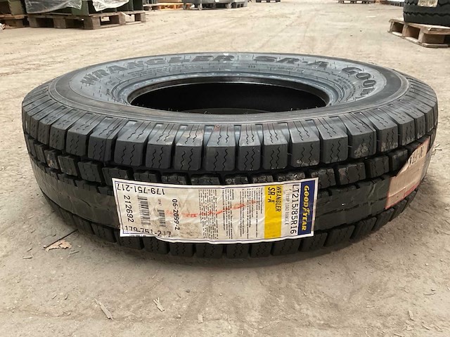 Good year band - afbeelding 1 van  3