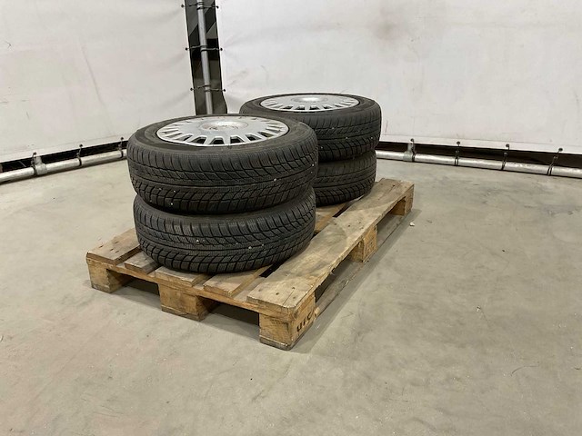 Goodride - autoband 185/65 (4x) - afbeelding 1 van  6