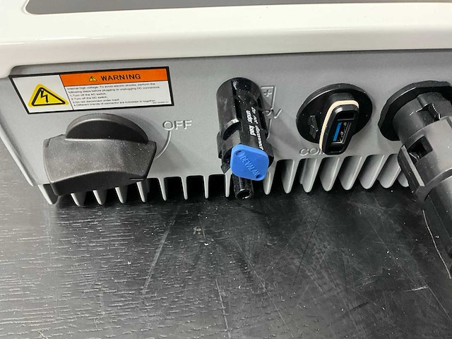 Goodwe - gw1000-xs - omvormer - afbeelding 3 van  5