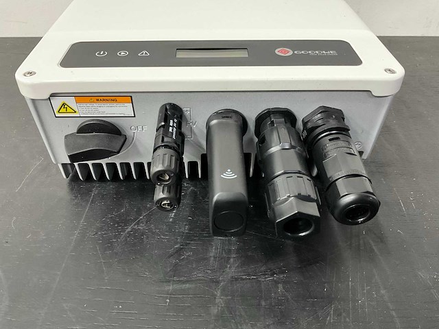 Goodwe - gw1500-xs - omvormer - afbeelding 2 van  5