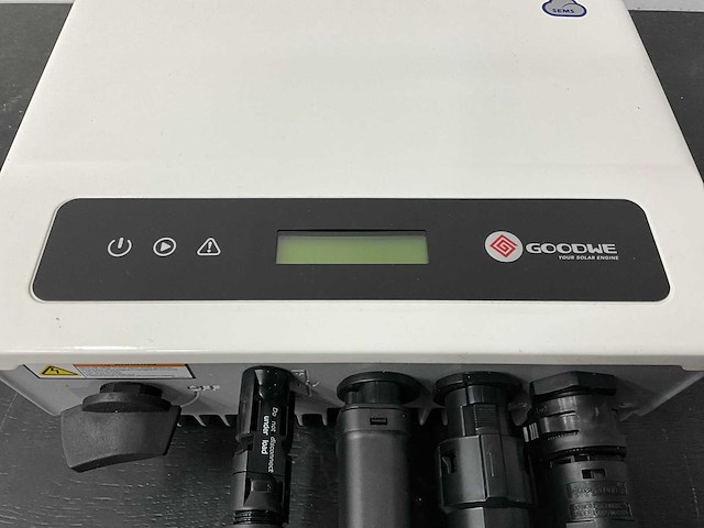 Goodwe - gw1500-xs - omvormer - afbeelding 1 van  5
