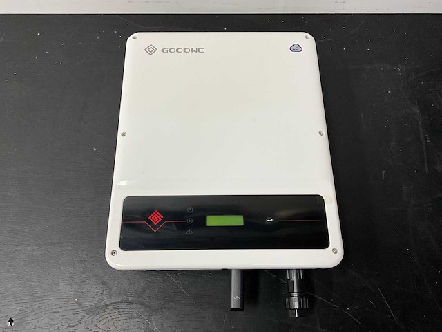 Goodwe - gw4k-dt - omvormer - afbeelding 1 van  6
