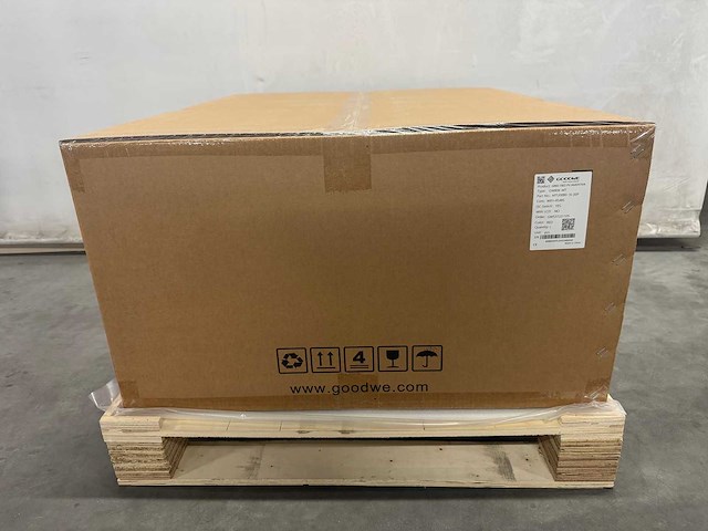 Goodwe - gw80k-mt | met arc detection omvormer - afbeelding 2 van  7