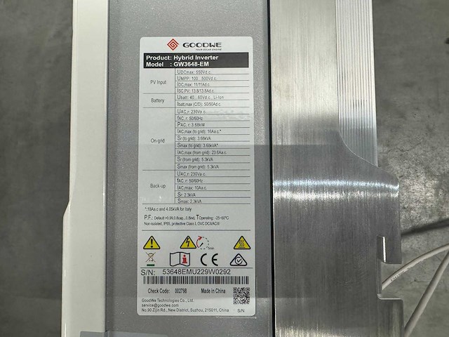 Goodwe + dyness - omvormer - 4.8 kw batterij t.b.v. energieopslag - afbeelding 7 van  8