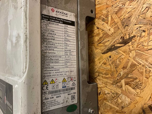 Goodwe gw1500-ns omvormer (2x) - afbeelding 3 van  4