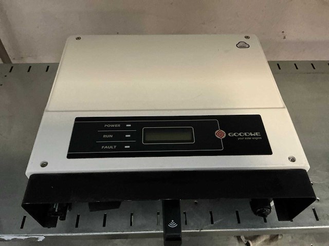 Goodwe gw2000-ns omvormer (2x) - afbeelding 2 van  5