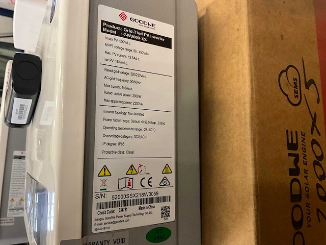 Goodwe gw2000-xs omvormer - afbeelding 5 van  5