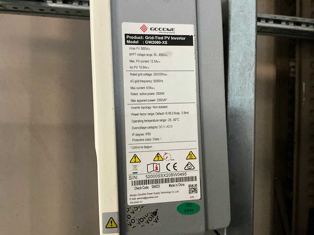 Goodwe gw2000-xs omvormer - afbeelding 3 van  3