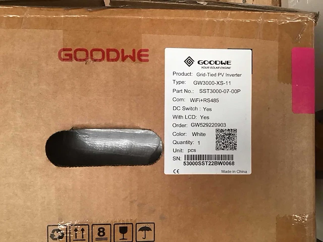 Goodwe gw3000-xs-11 omvormer - afbeelding 1 van  2