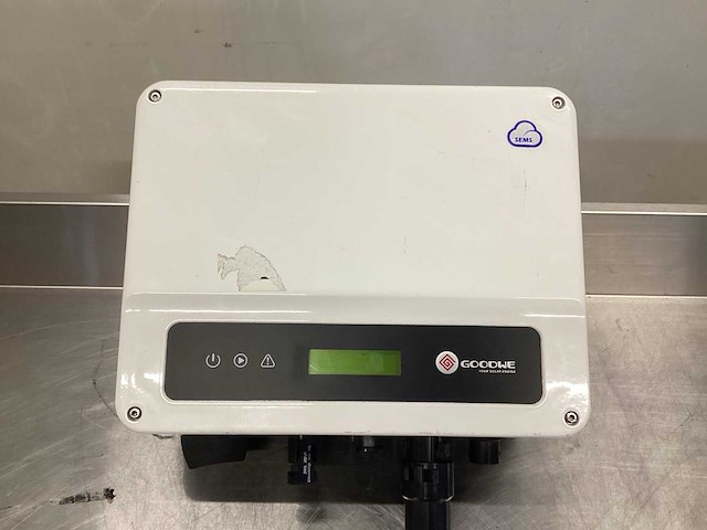 Goodwe gw3000-xs omvormer - afbeelding 1 van  8