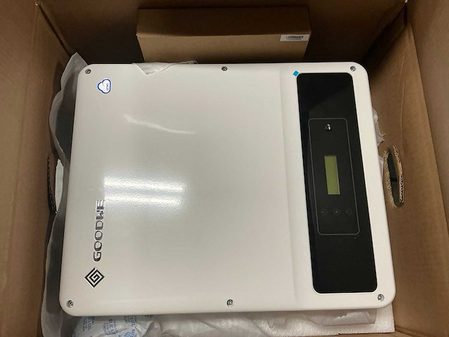 Goodwe gw3000t-ds omvormer - afbeelding 2 van  4