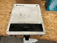 Goodwe gw4200d-ns omvormer - afbeelding 1 van  4