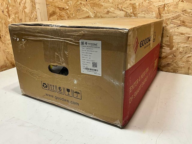 Goodwe gw5000-bh omvormer - afbeelding 3 van  4