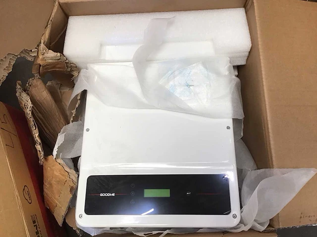 Goodwe gw6000-sdt-20 omvormer - afbeelding 1 van  3