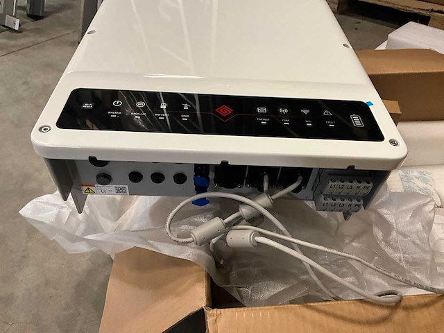 Goodwe hybride omvormer (4x) - afbeelding 6 van  15