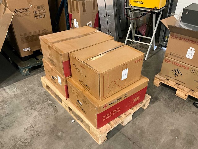 Goodwe hybride omvormer (4x) - afbeelding 1 van  15