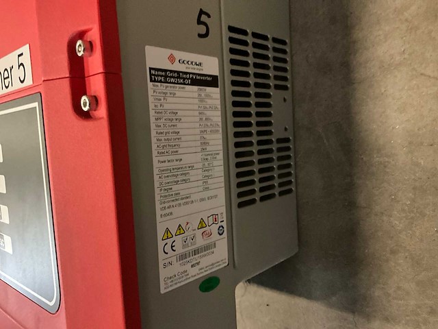 Goodwe omvormer (4x) - afbeelding 10 van  10