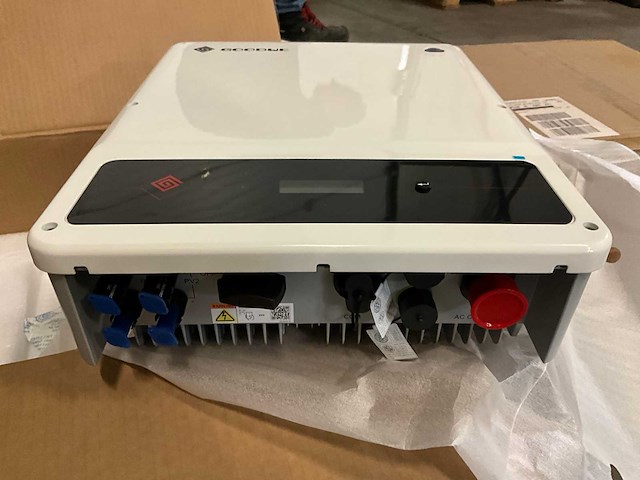 Goodwe omvormer (7x) - afbeelding 5 van  12