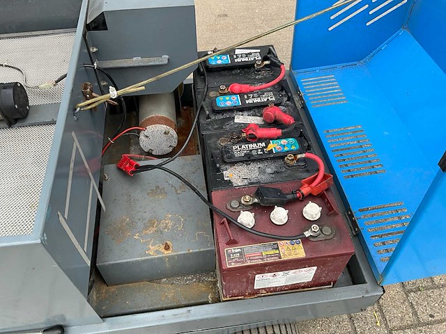 Goodwill zelfrijdende veegmachine - afbeelding 2 van  10