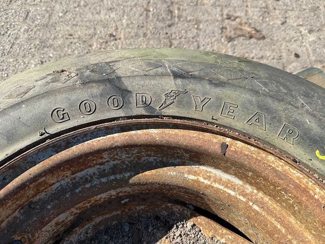 Goodyear - band 13.0/65-18 - afbeelding 4 van  10