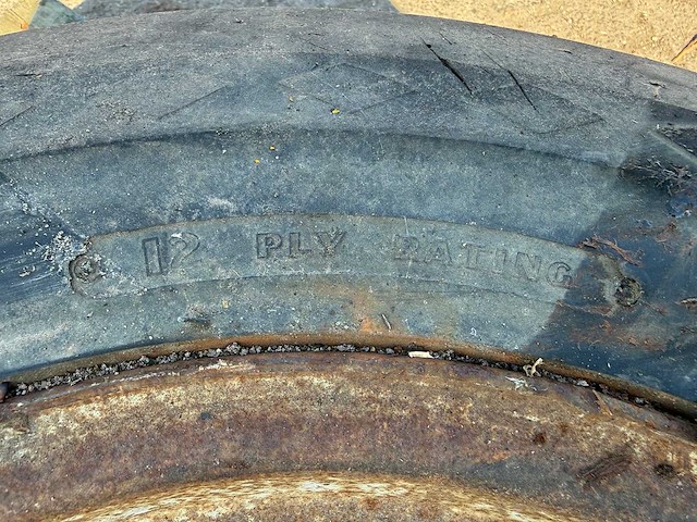 Goodyear - band 13.0/65-18 - afbeelding 6 van  10