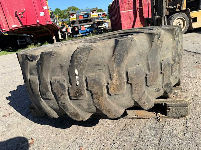 Goodyear - band 16.9/14-30 - afbeelding 7 van  8