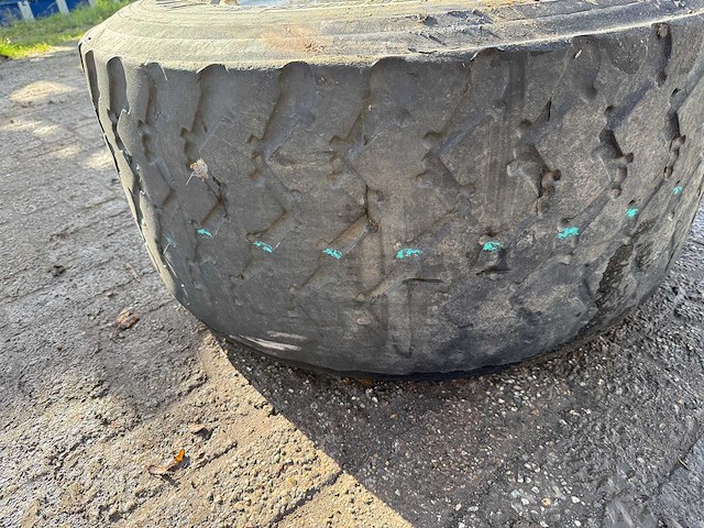 Goodyear - marathon - band 435/50r19.5 - afbeelding 9 van  10