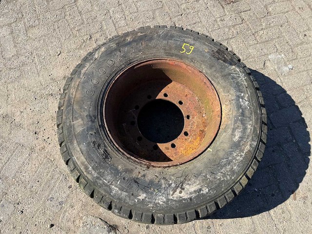 Goodyear - super-single - band 18-22.5 - afbeelding 2 van  8