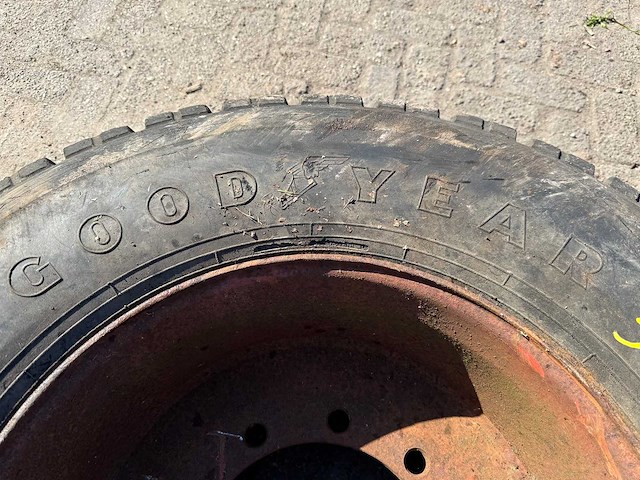 Goodyear - super-single - band 18-22.5 - afbeelding 3 van  8