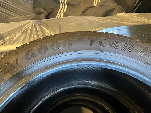 Goodyear - ultragrip - autobanden (4x) - afbeelding 3 van  6