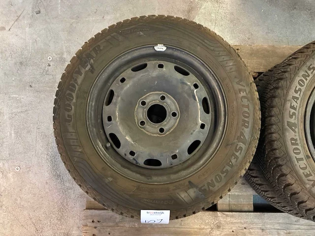 Goodyear 4seizoen autoband 175/70/14 (4x) - afbeelding 2 van  6