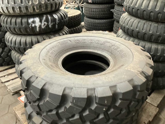 Goodyear band (2x) - afbeelding 3 van  3