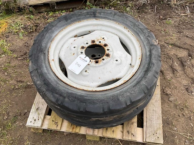 Goodyear band met velg (2x) - afbeelding 2 van  4