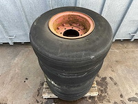 Goodyear – landbouwband 44x16 28 ply met velg 8-gaats (4x) - afbeelding 1 van  4